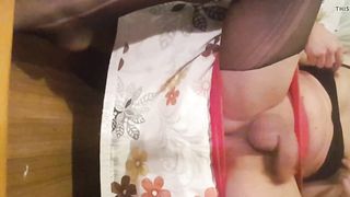 Flapping dancing pink cigar, handsfree jizz shot crossdressing