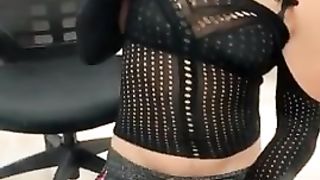 Crossdresser drains stiffy fucktoys asspussie needs jizz-shotgun