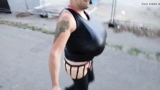 Extraordinary Giant Hooters Transgender In Spandex - Outdoor Baps Fetish