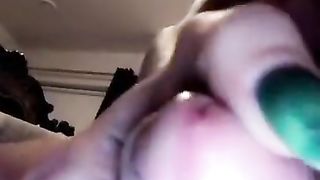 Emy Lee splashes her howitzer