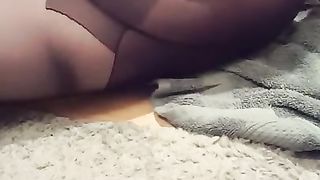 Spunking Mitts free-for-all (Vertical)