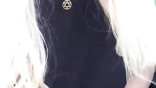 Fabulous & Voluptuous Mexican Princess Public Pee