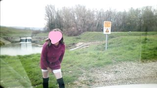 exhib showcasing for hidden cam in nature outdoor