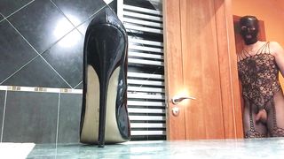Bondex - Jizz over fetish high-heeled shoes bodystocking