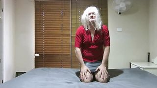 Daisy posing on sofa