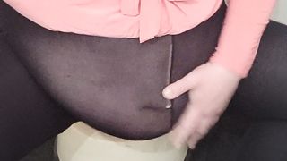 Big Tv show her big titts !