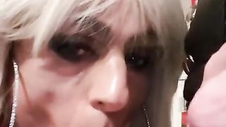 Salope suceuse de nibbles