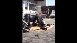 Roxina2003PerfectRubberPlay070403XXL.WMV