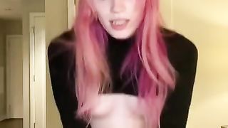 Mi chica se me monta con su tanga de encaje