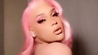 Want to go to T-Girl Haven trio