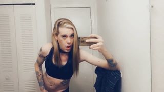 Mind-Blowing TRANSSEXUAL luvs providing a disrobe taunt and fapping herself