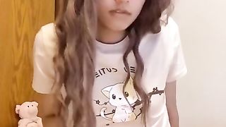 Uber-Cute T-Girl Blows A Load