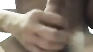 Thai Tranny fapping cum shot