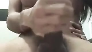 Thai Tranny fapping cum shot
