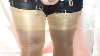 Flash jaw-dropping Joanna cockslut