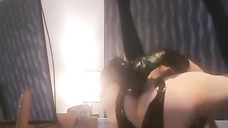 Cindy mayo pie with large ass-plug