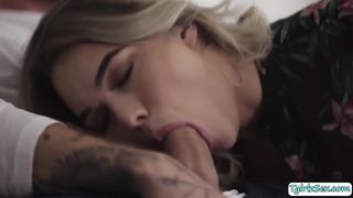 Insatiable ladyboy gets her arse boinked by TRANSSEXUAL stepsis man homie