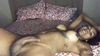 Filho da Visinha me fudeu escondido da mãe