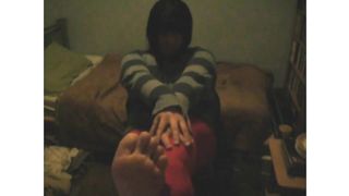 Girlyfeetboy - Clamps of me Taunting on Web Cam 2008