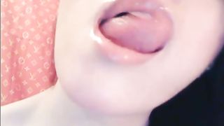 Ginormous Pipe Transgender Princess Gulp her Jism