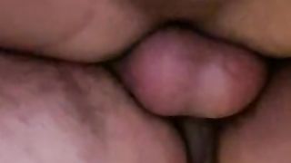 Papai esporra la dentro. Me fode a bruta de four