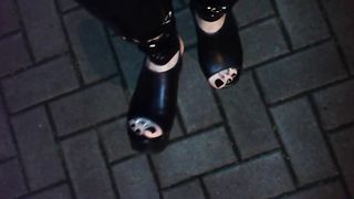 dark-hued platform catapults with toerings on my luxurious soles