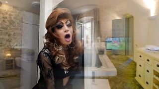 she-male niclo spectacular weenie.