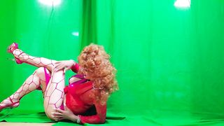 she-male niclo cool doll love masturbation2