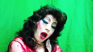 she-male niclo waiting jizz.