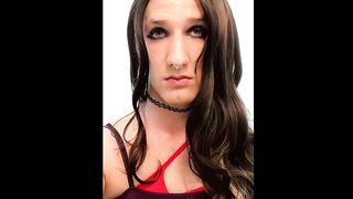 Wondrous Crossdresser (Loop)