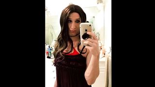 Crossdresser Spinning Her Eyes (Loop)