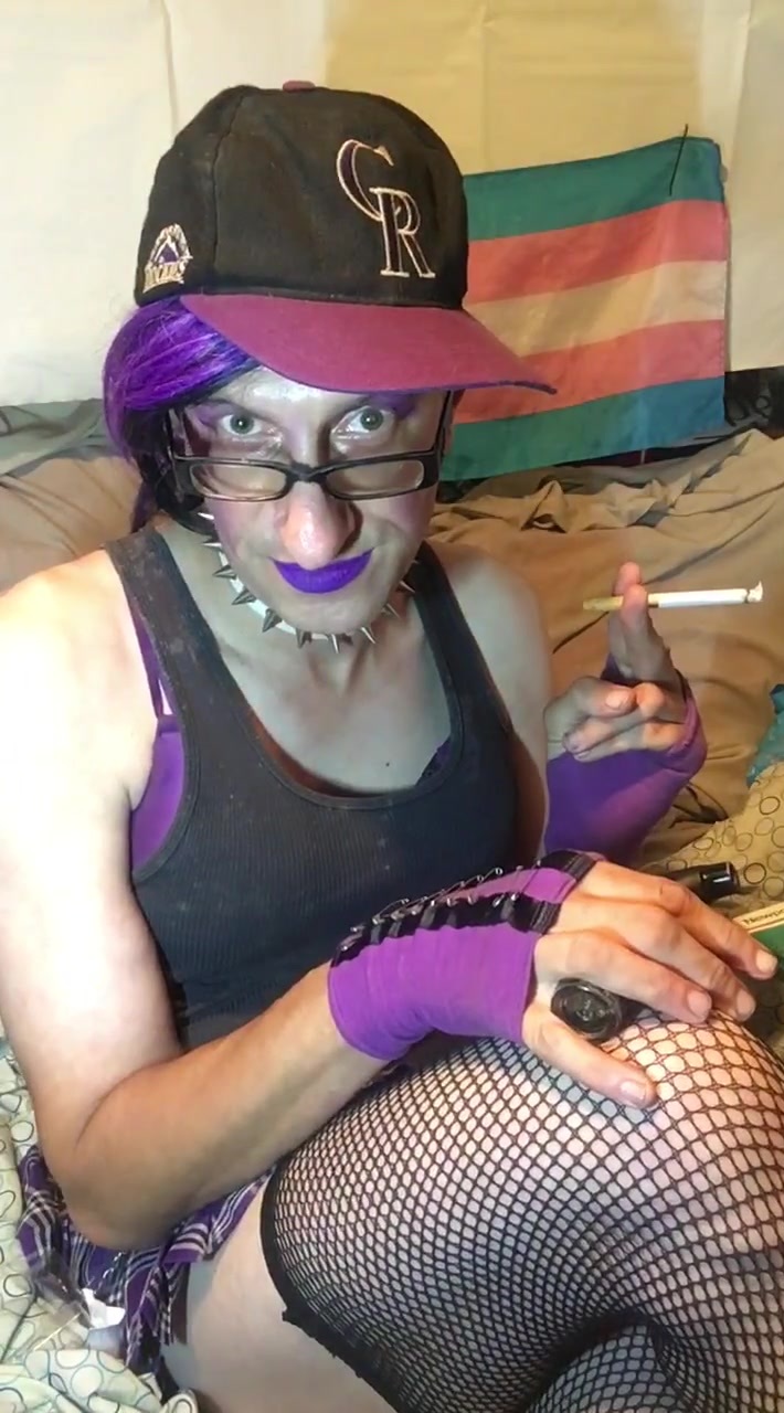 Smoking Fetish (Jayda Tina Trap)