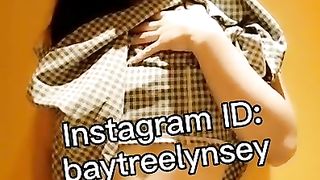 in LadiesRoom Onanism Lynsey