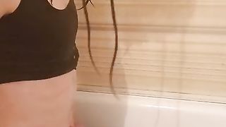 Tiny douche T-errotic