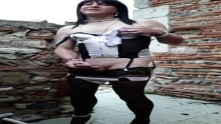 I jack off outdoors and I jizz