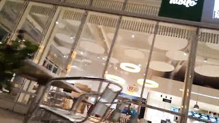 In the evening I had to go to the motorway wc again