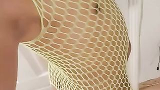 The Lil Sissy Neon is back