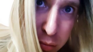 Assfucking onanism of a saucy kitten