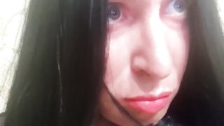 Bonnie masturbates off her bootie with a fat fuck stick