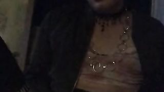 Sissy Cindy stunning cum shot