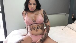 COME HAVE FUN WITH YOUR SUPERSLUT LOVE ** ACCOMPLISH ON RED**