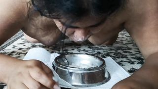 Thirsty Sissy Vicky TRANSSEXUAL