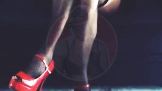 Crossdreser Pamela Lo Grande puts a purple fuck stick in her donk