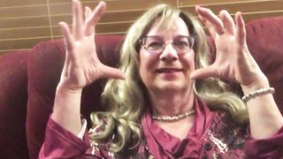 HARDCORE Storytime with Trixie!