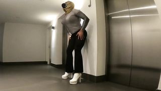 Muscle Glamazon Horny Public Elevator Sissygasm