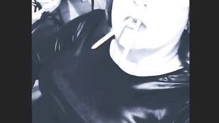 Samantha CD smoking and draping 2 VS120s and draining