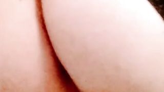 Erika Oak Rabbits to Ejaculation