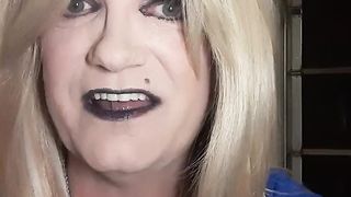 Ash-Stand victim anna