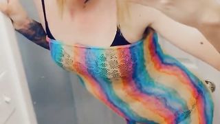 Rainbow Gal Likes to Ravage