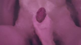 making my trans gf spunk in the tub hehe